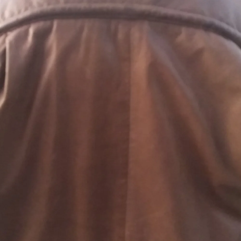 N/A men brown